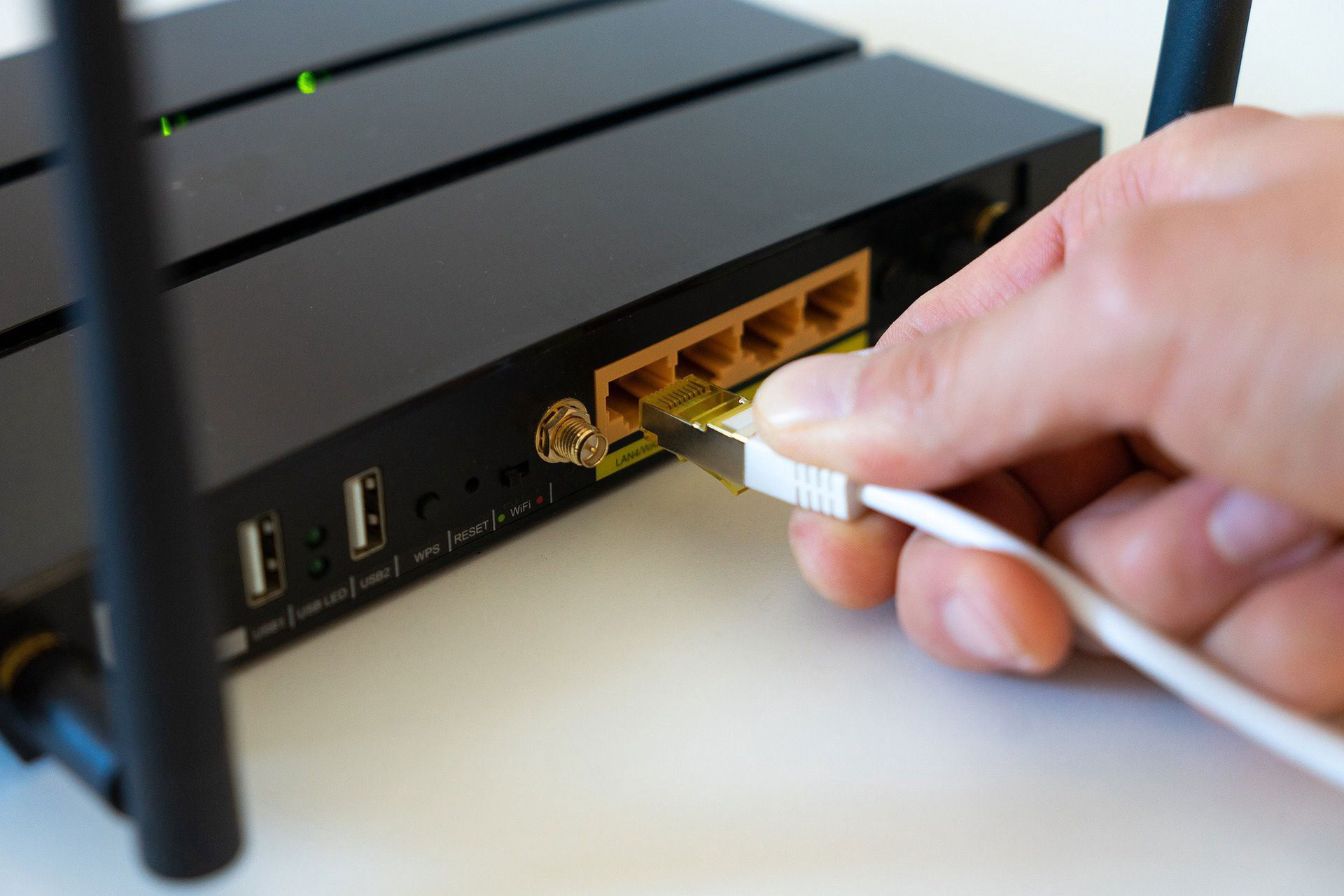 Ei televisiota, ei tietokonetta, tärkein USB-portti on WiFi-reititin ja se on todellinen aarre.