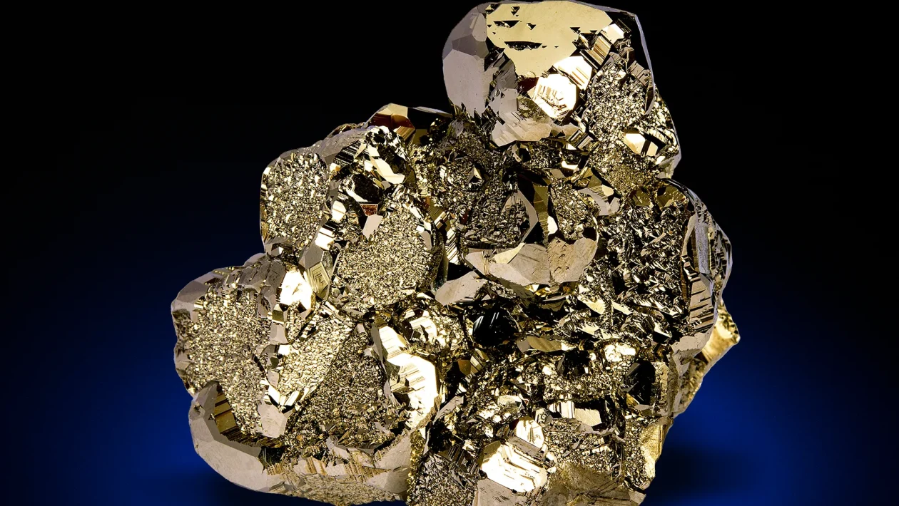 Hyödytön mineraali osoittautui aarteeksi aurinkopaneeleille