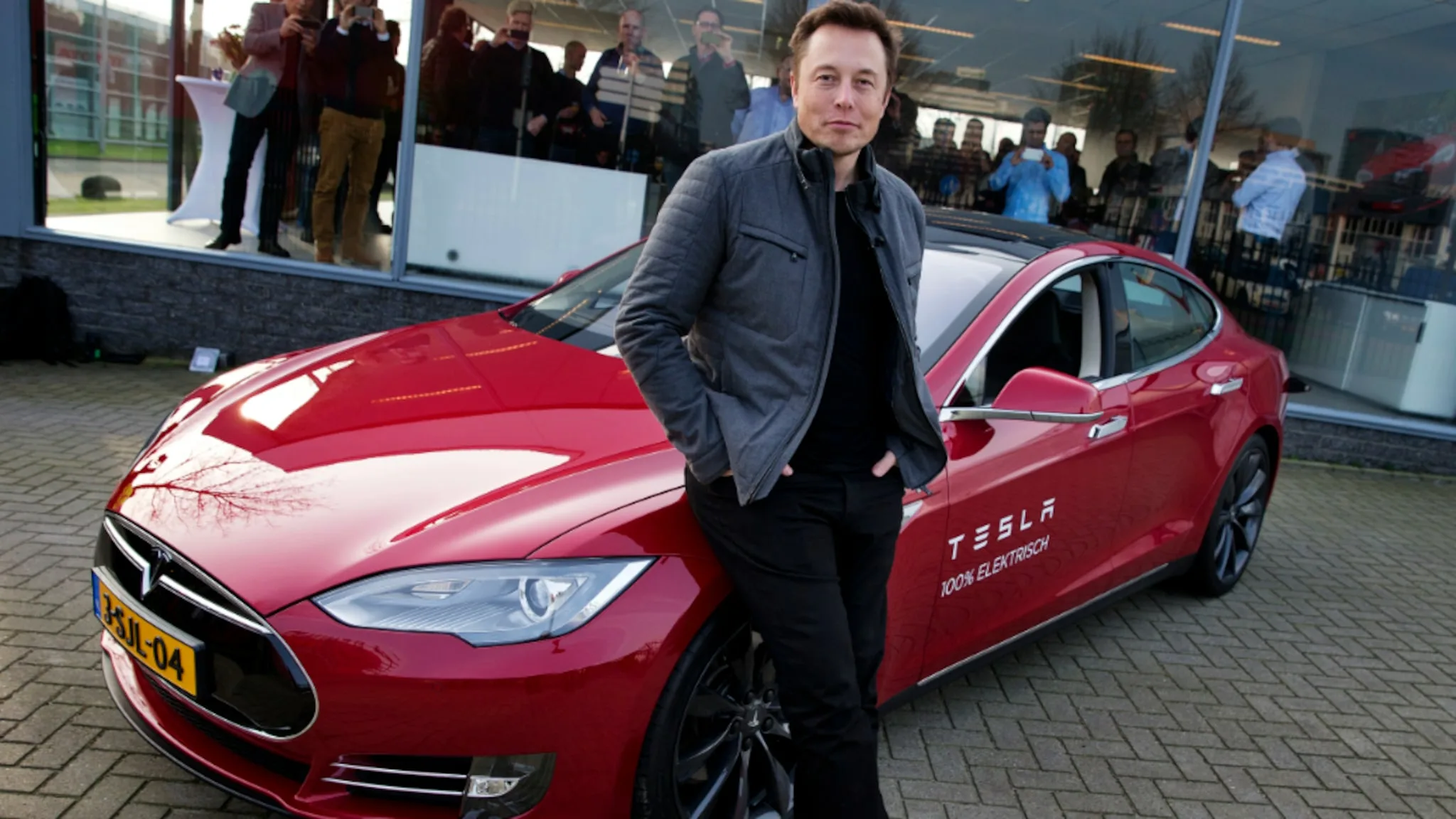 Harvat uskoivat siihen, mutta Elon Musk toteuttaa kunnianhimoisimman suunnitelmansa ensi kesäkuussa.