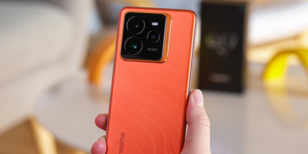 Tämä Realme-puhelin on parempi kuin kaikki muut huippuluokan puhelimet, ja se maksaa puolet vähemmän.