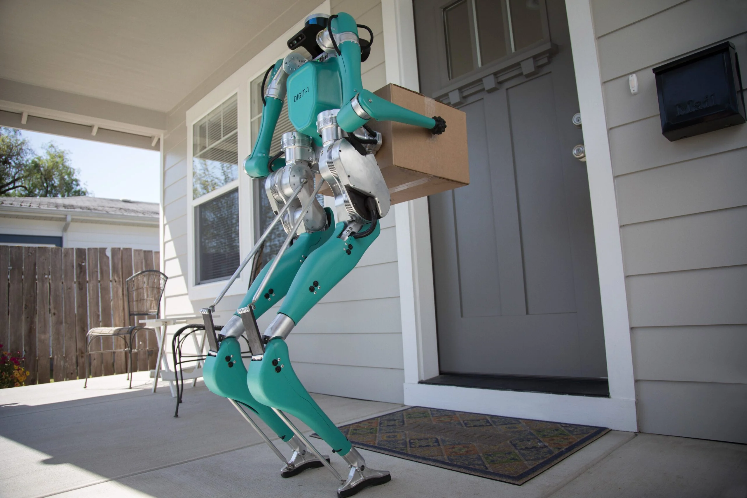 Amazon aikoo käyttää ihmisen kaltaisia robotteja pakettien toimittamiseen: näin ne toimitetaan kotiisi.