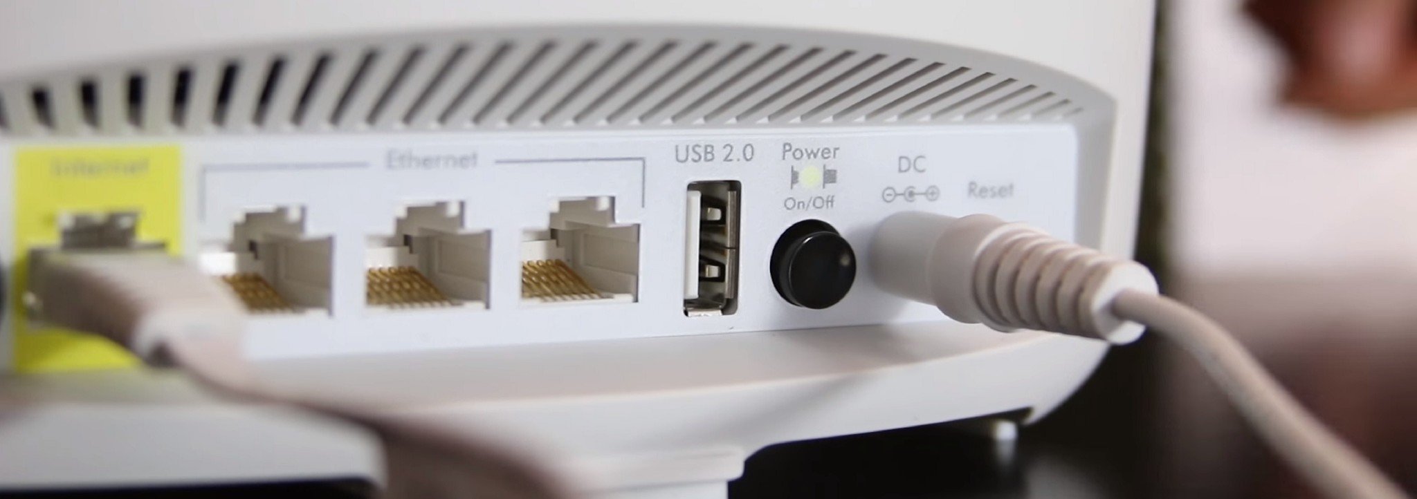 Tämä ei ole älytelevisio eikä kannettava tietokone: tämä laite on varustettu kodin tärkeimmällä USB-portilla ja on todellinen löytö.