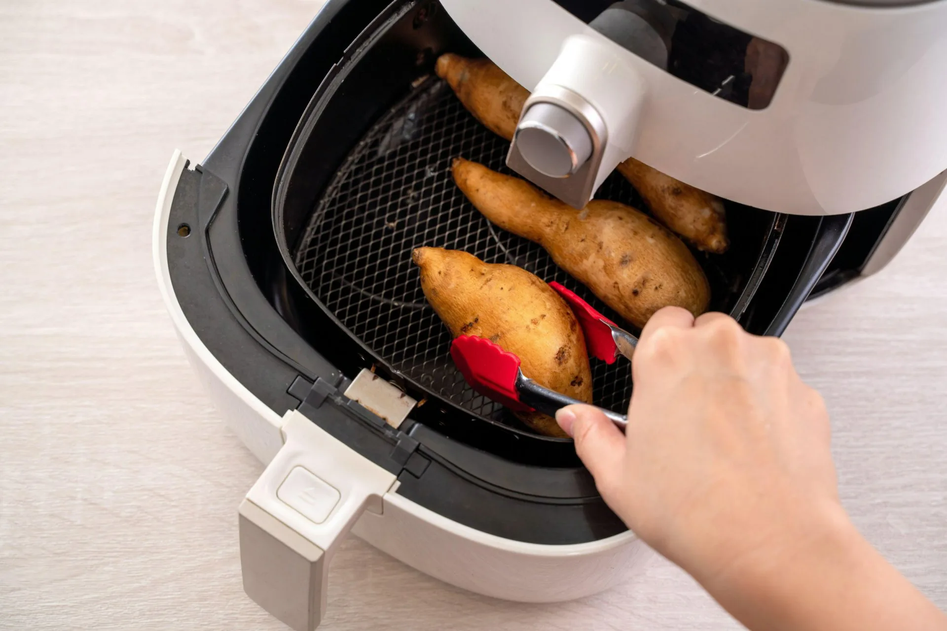 Ei alumiinifoliota, ei muottia: tämä on paras astia friteerattaville ruoille.