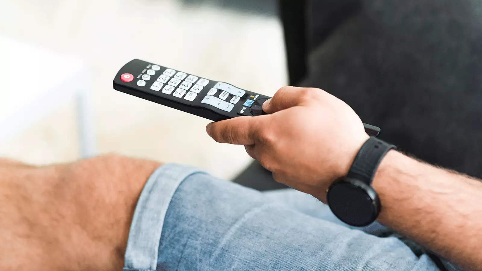 Kaapeli-internet Smart TV:lle on vakaampi, mutta on useita syitä, miksi mieluummin käytän Wi-Fi-yhteyttä.