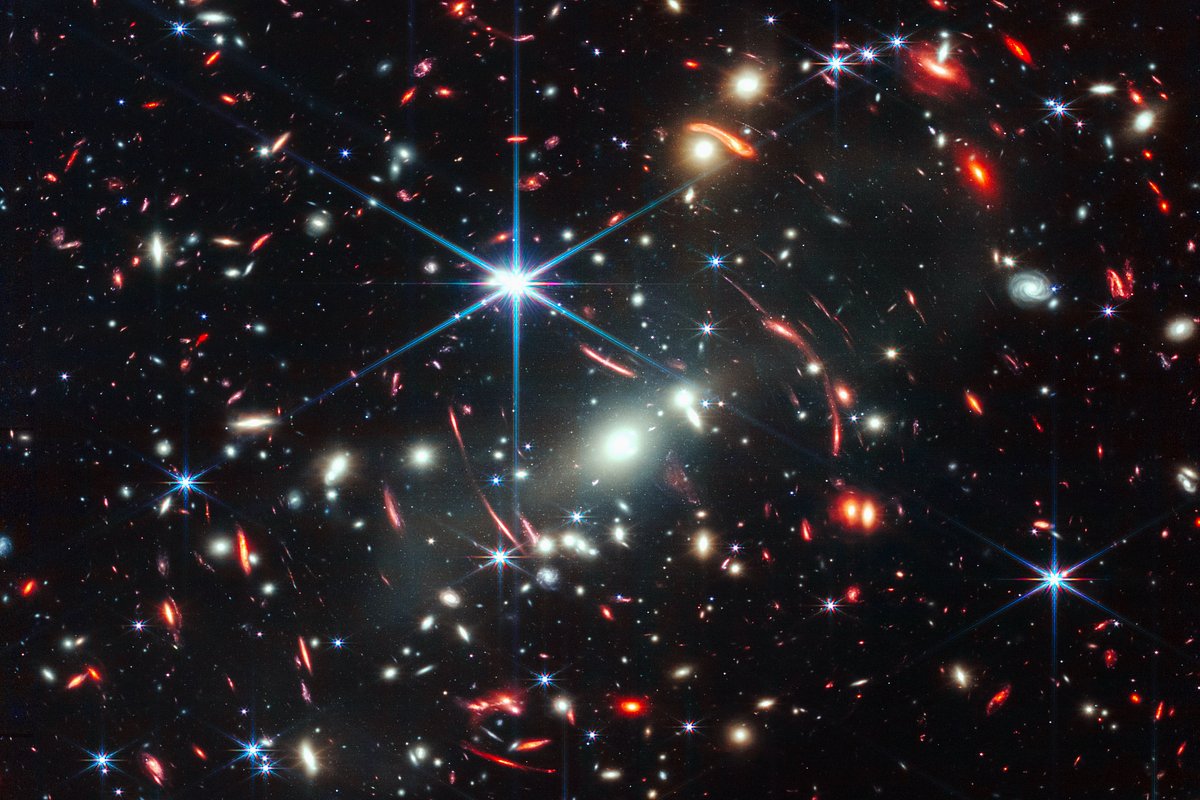 Tähtitieteilijät eivät voi uskoa sitä: NASA on jälleen rikkonut ennätyksensä ja löytänyt Maasta kaukaisimman galaksi
